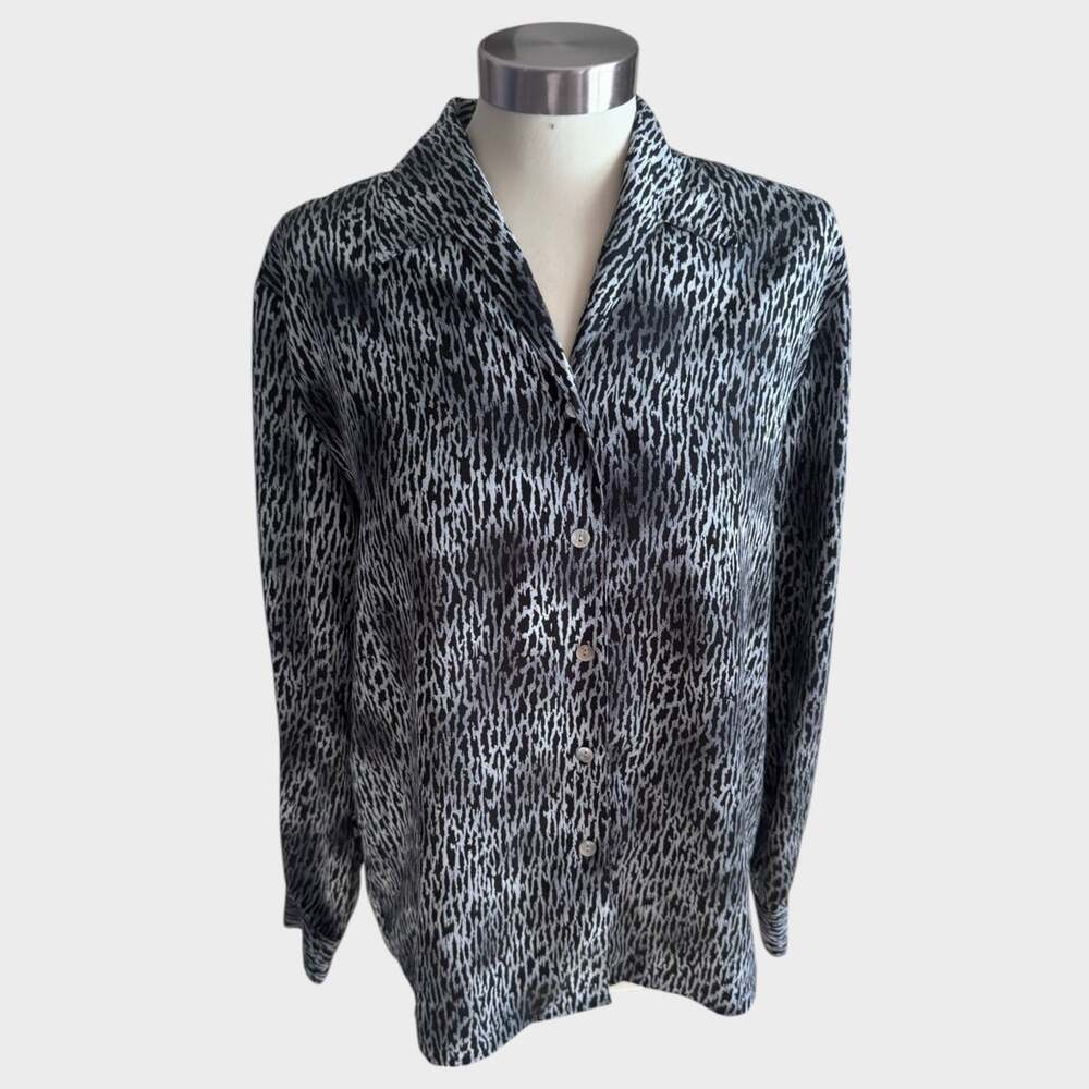 Notations Sz 10 100% Polyester Animal Print Gray Black Button Front Blouse